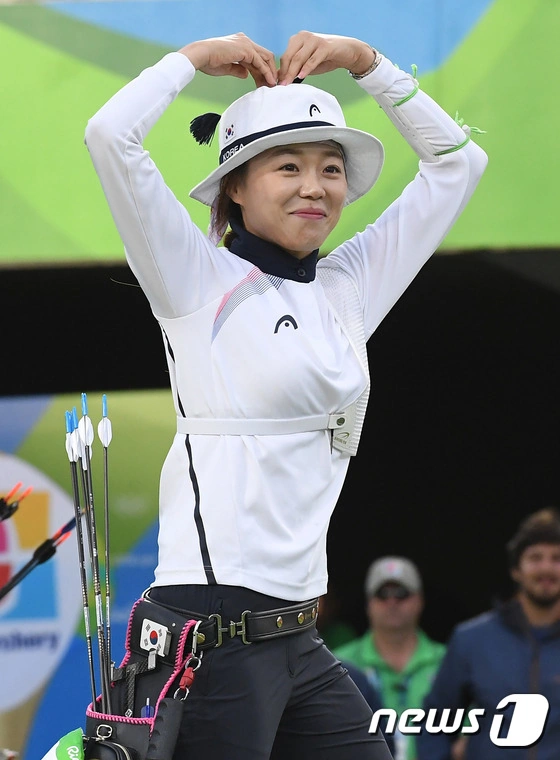彦页木子