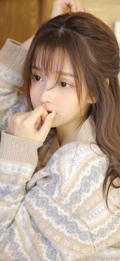 光芒-熬夜刷完《诅咒录影》，评分多少？很吓人吗？