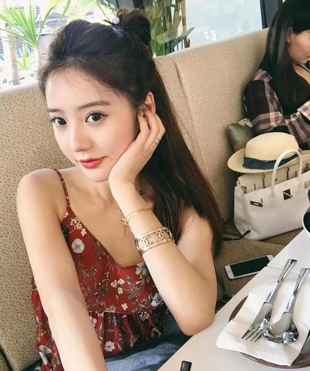 姑娘她有钱有閑