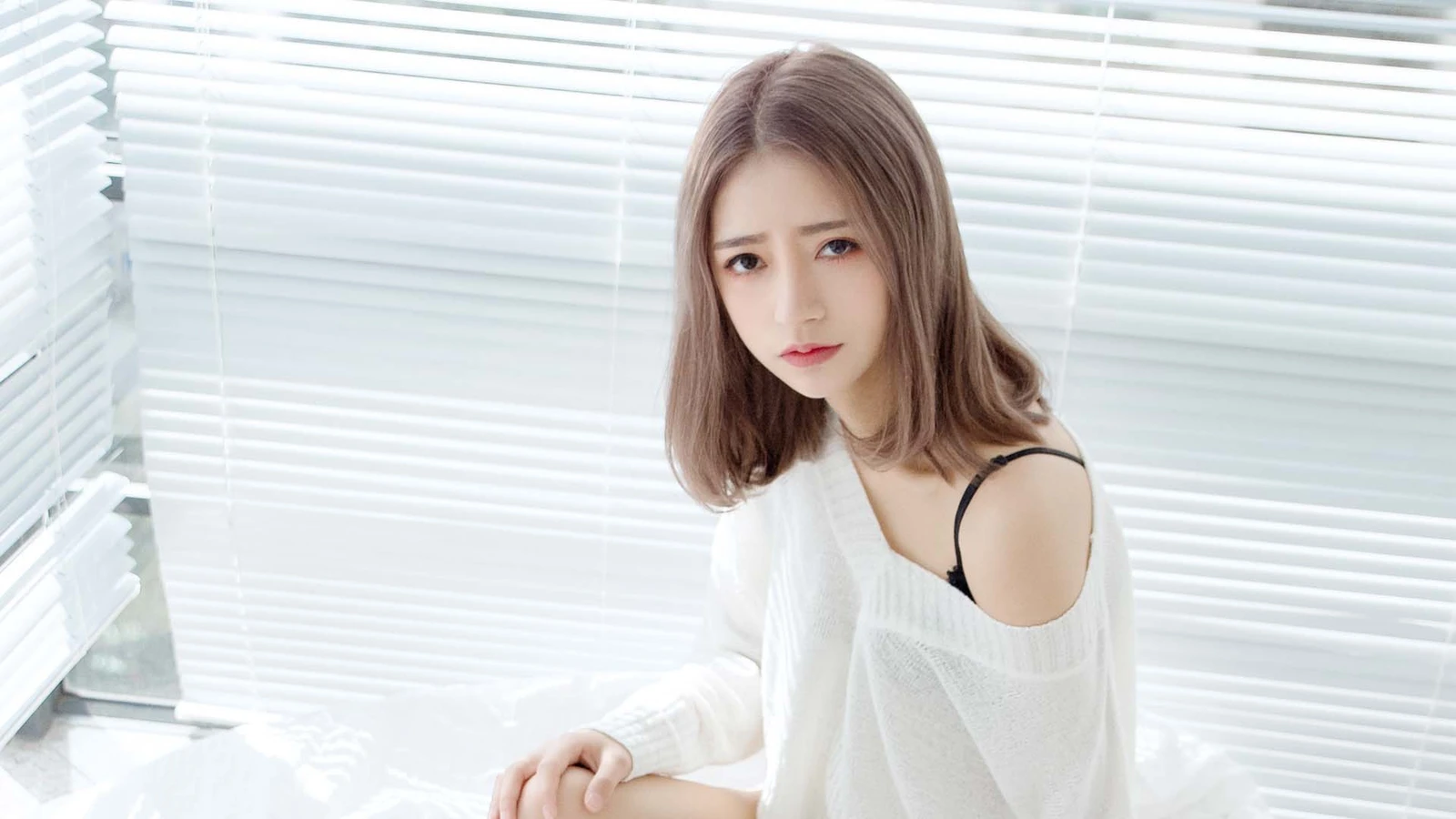 AI基金经理年化碾压经典组合 波动更低回测揭秘