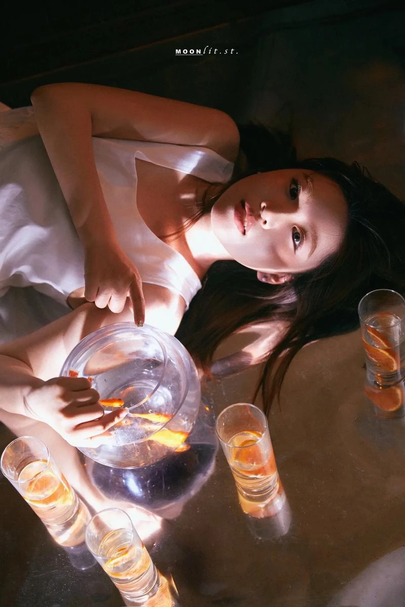 和班上第二可爱的女孩子成为了朋友 名场面:天台的告白场景截图