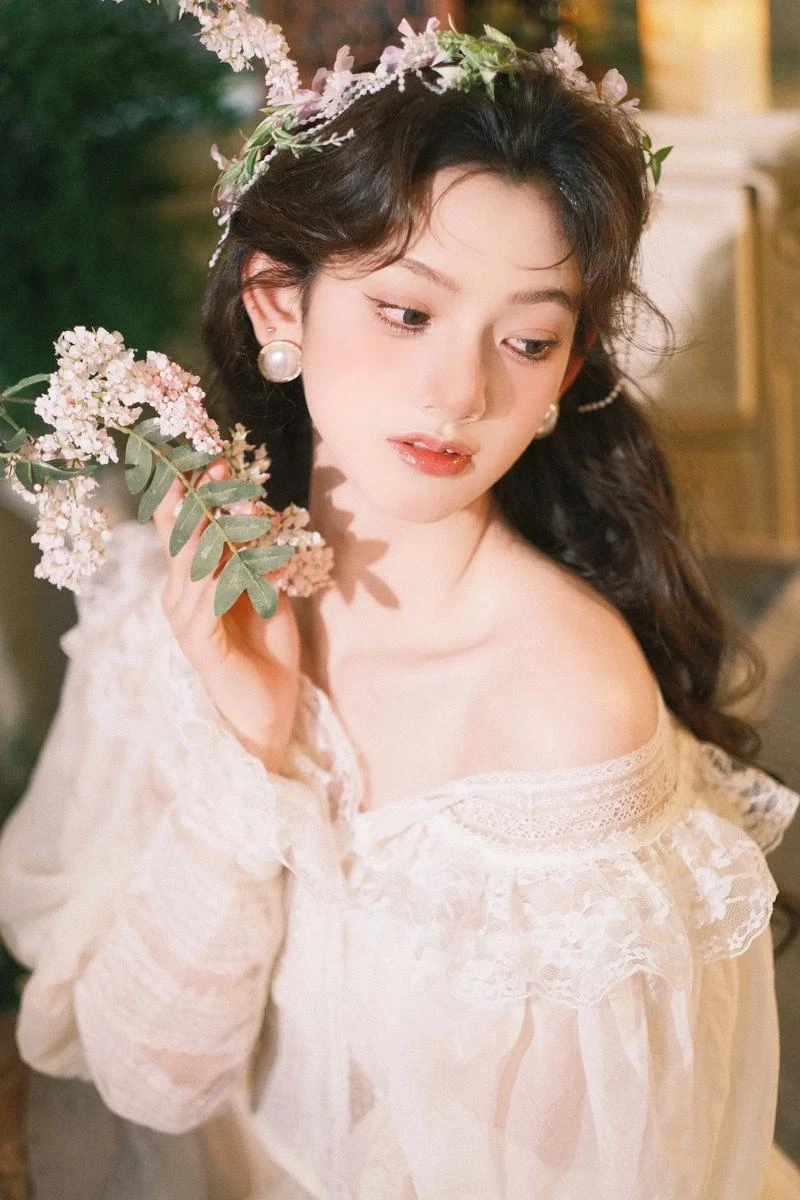 妤从