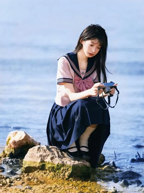 星源材质固态电池招股超前点映 天价入场费引热议
