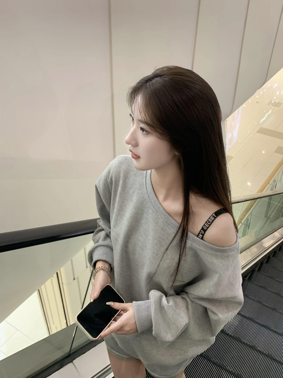 是李一