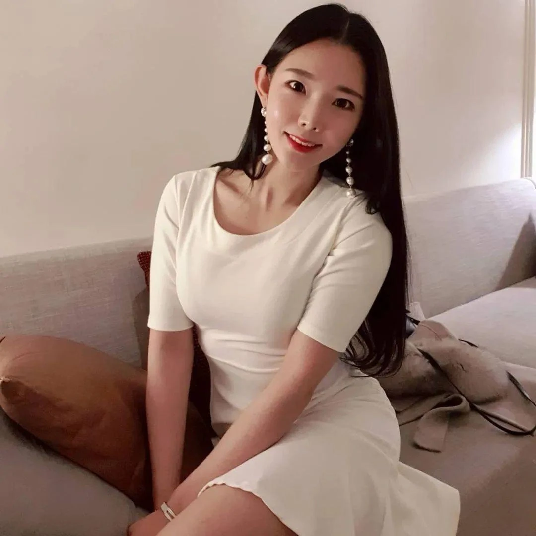 忱喑
